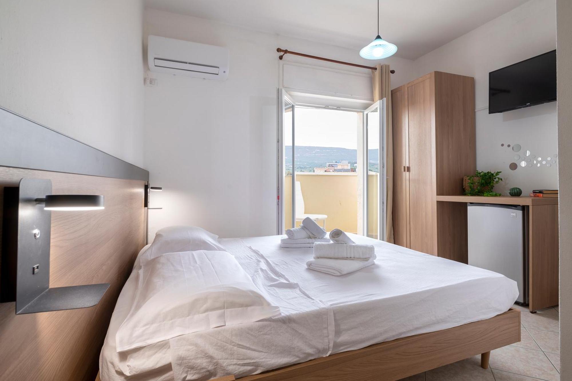 Oasis Guest House Alghero Buitenkant foto
