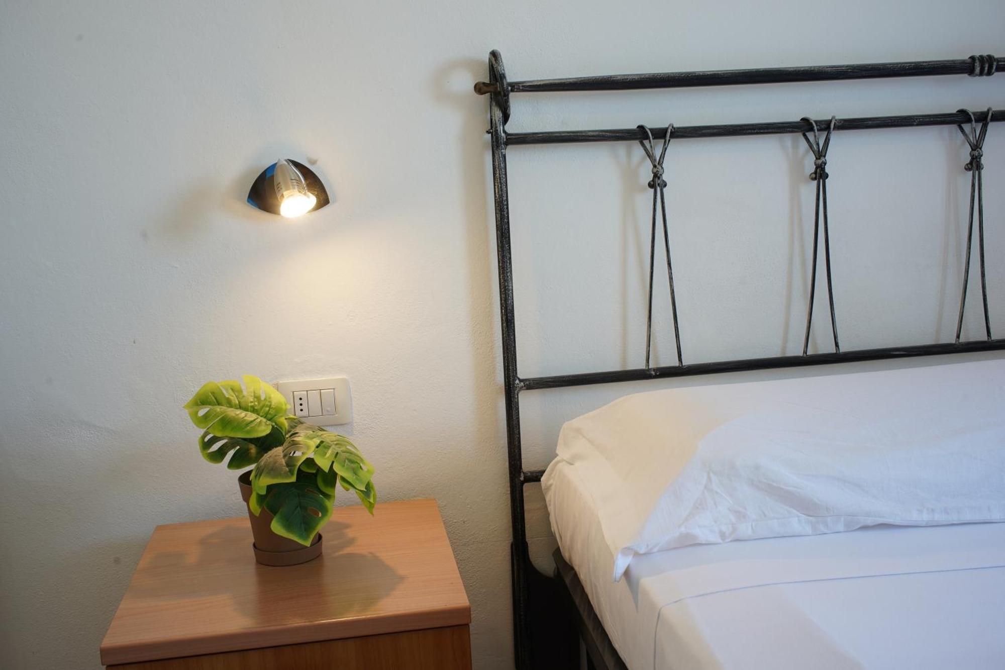 Oasis Guest House Alghero Buitenkant foto