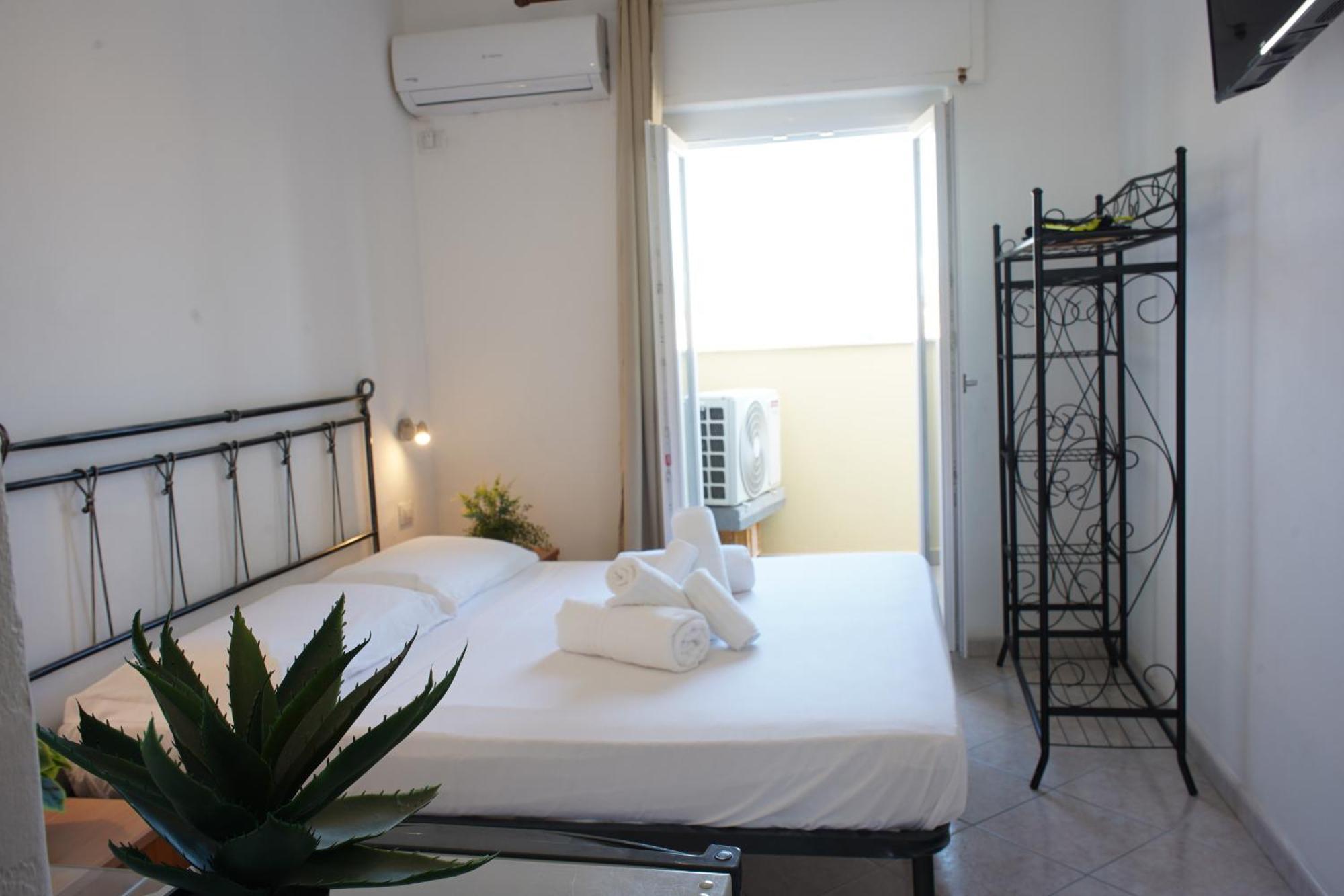 Oasis Guest House Alghero Buitenkant foto